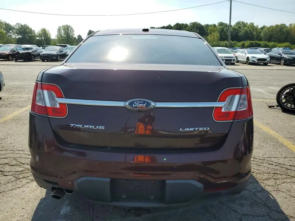 2011 FORD TAURUS LIMITED  