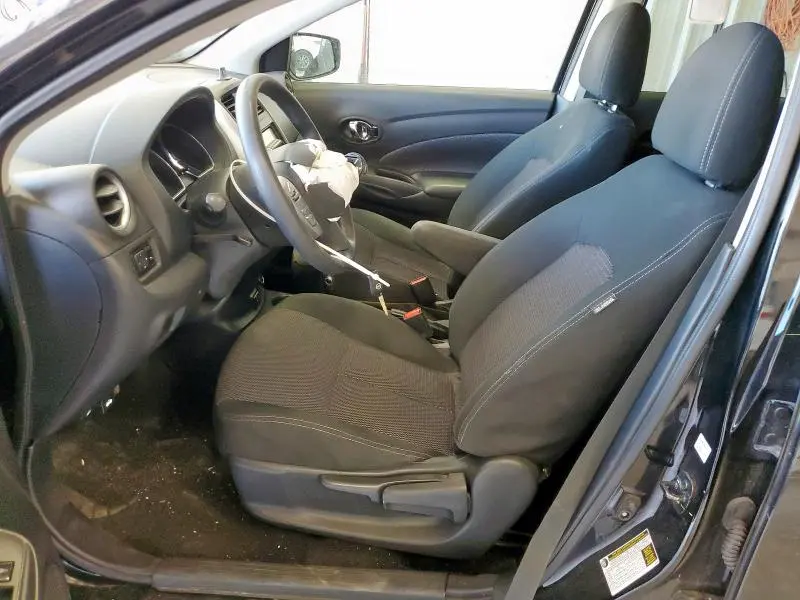 2019 NISSAN VERSA S  