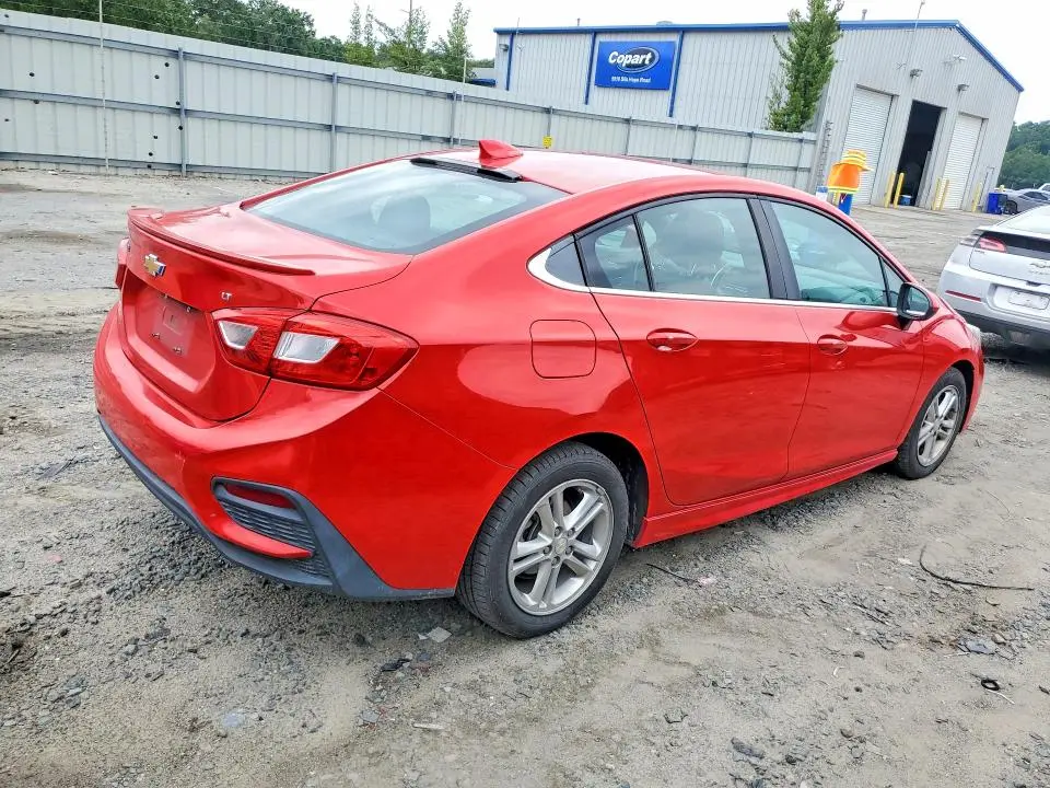 2017 CHEVROLET CRUZE LT  
