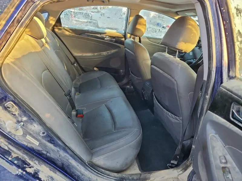 2011 HYUNDAI SONATA SE  