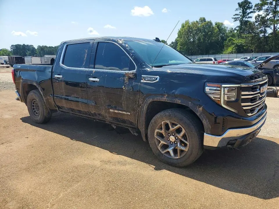 2022 GMC SIERRA K1500 SLT  