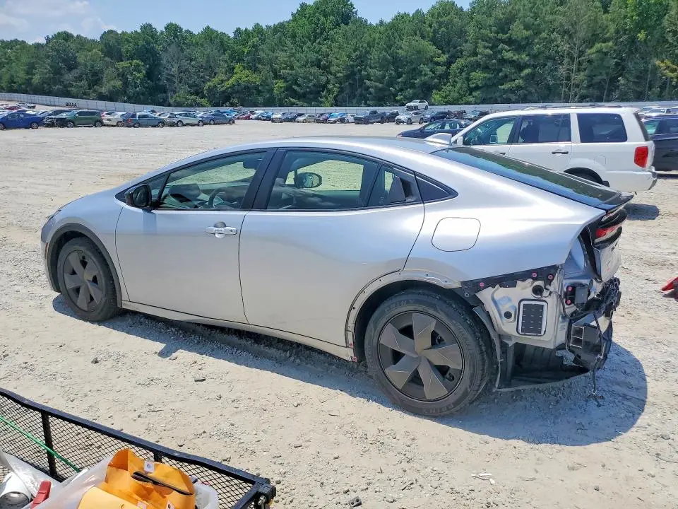 2024 TOYOTA PRIUS LE  
