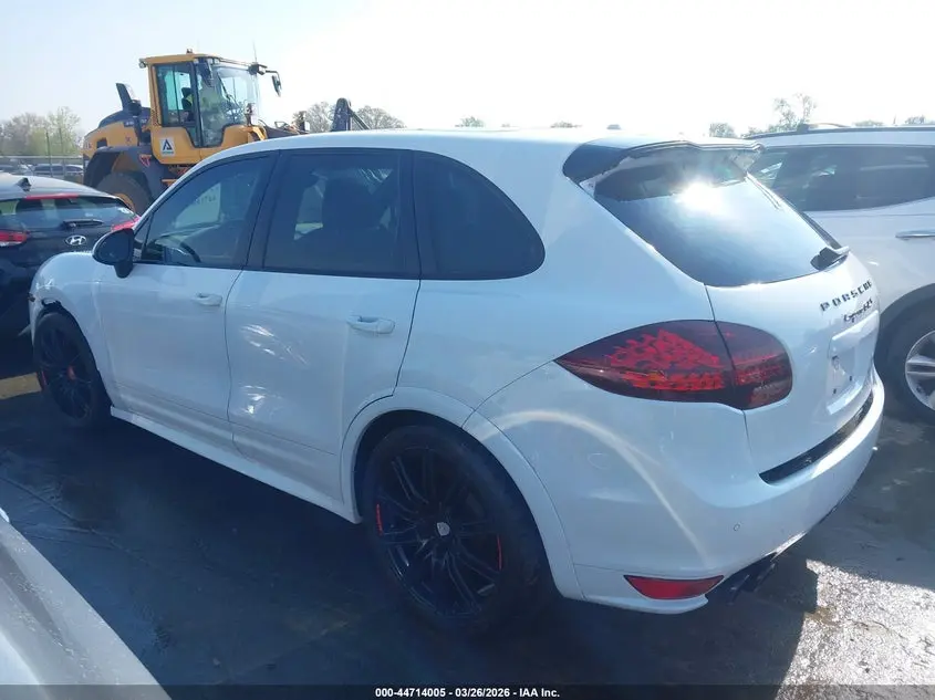 2013 PORSCHE CAYENNE GTS