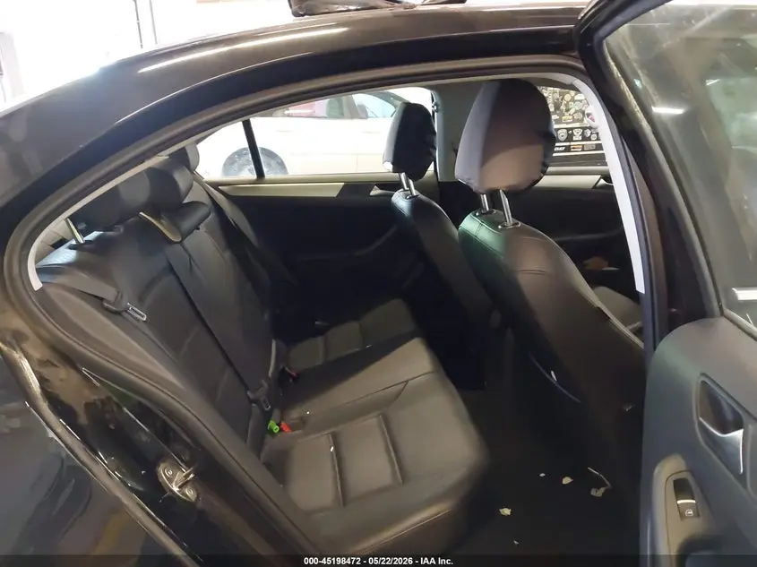 2013 VOLKSWAGEN JETTA 2.5L SE