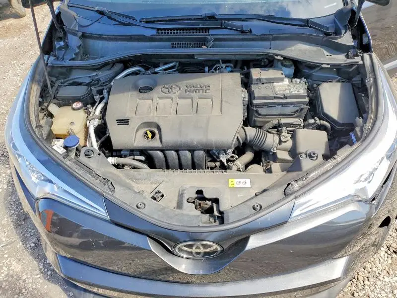 2018 TOYOTA C-HR XLE  