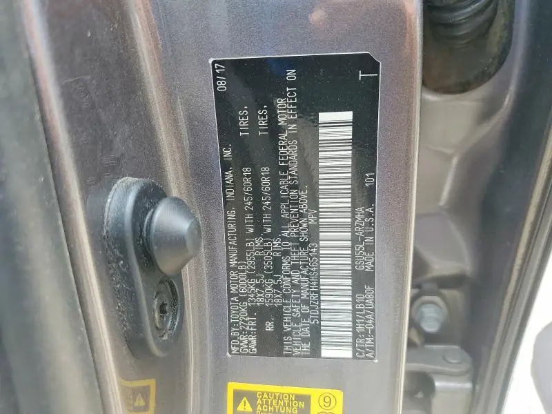 2017 TOYOTA HIGHLANDER XLE  