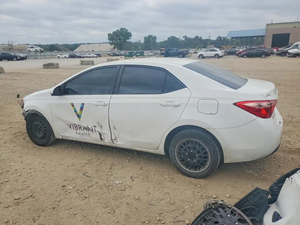 2019 TOYOTA COROLLA LE  