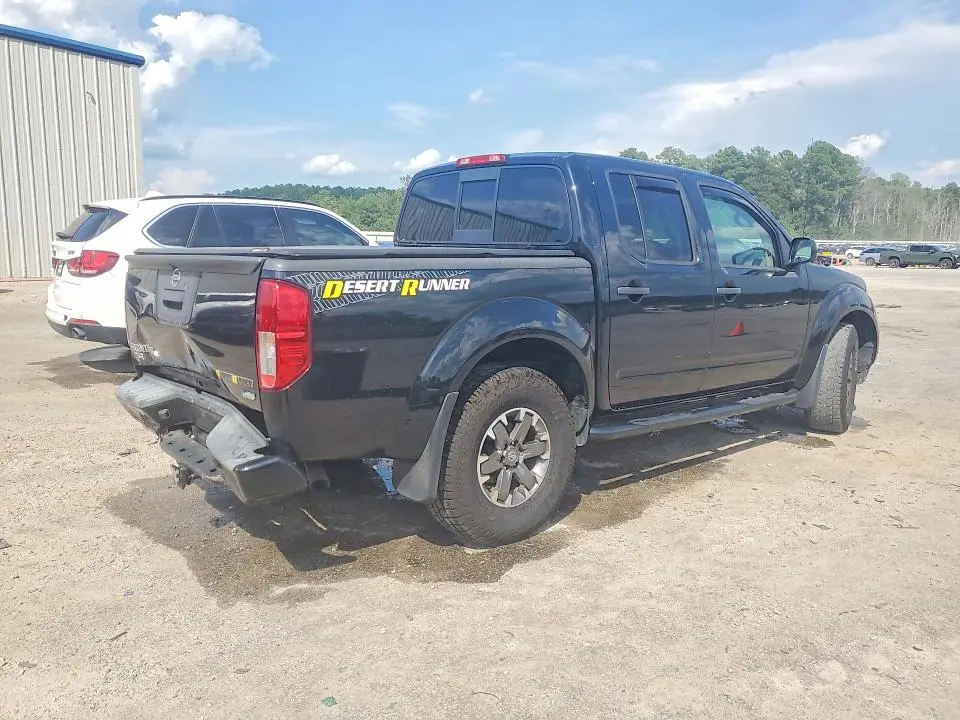 2019 NISSAN FRONTIER DESERT RUNNER  
