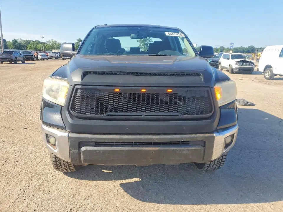 2015 TOYOTA TUNDRA SR5  