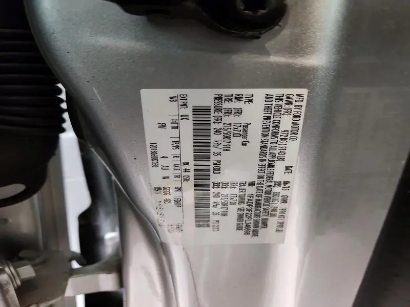 2015 FORD FOCUS SE  