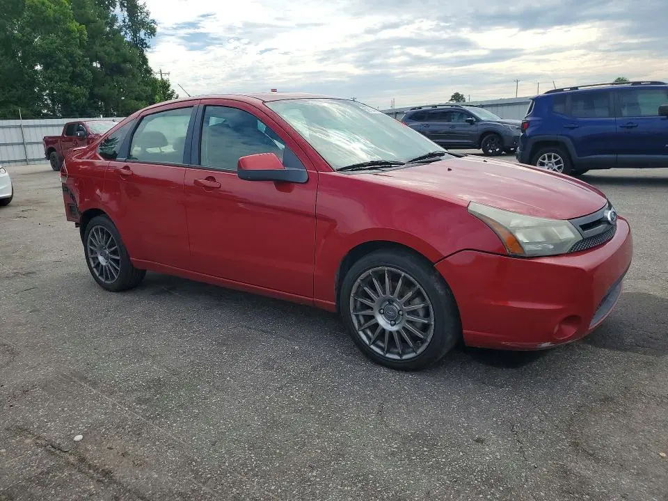 2011 FORD FOCUS SES  