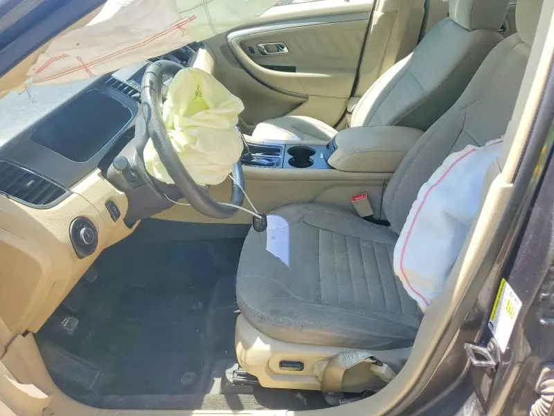 2016 FORD TAURUS SE  