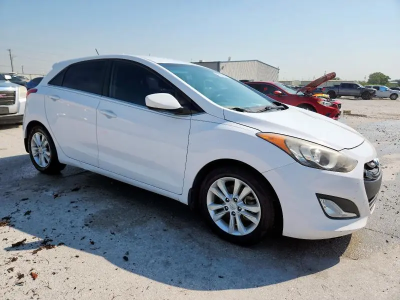 2014 HYUNDAI ELANTRA GT   