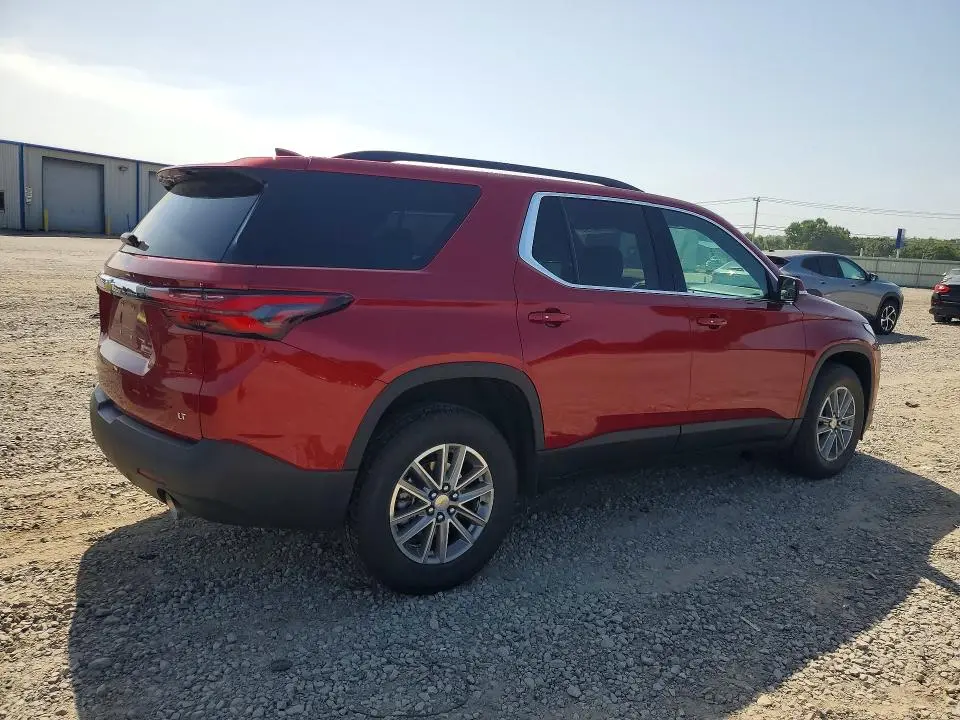 2023 CHEVROLET TRAVERSE LT  