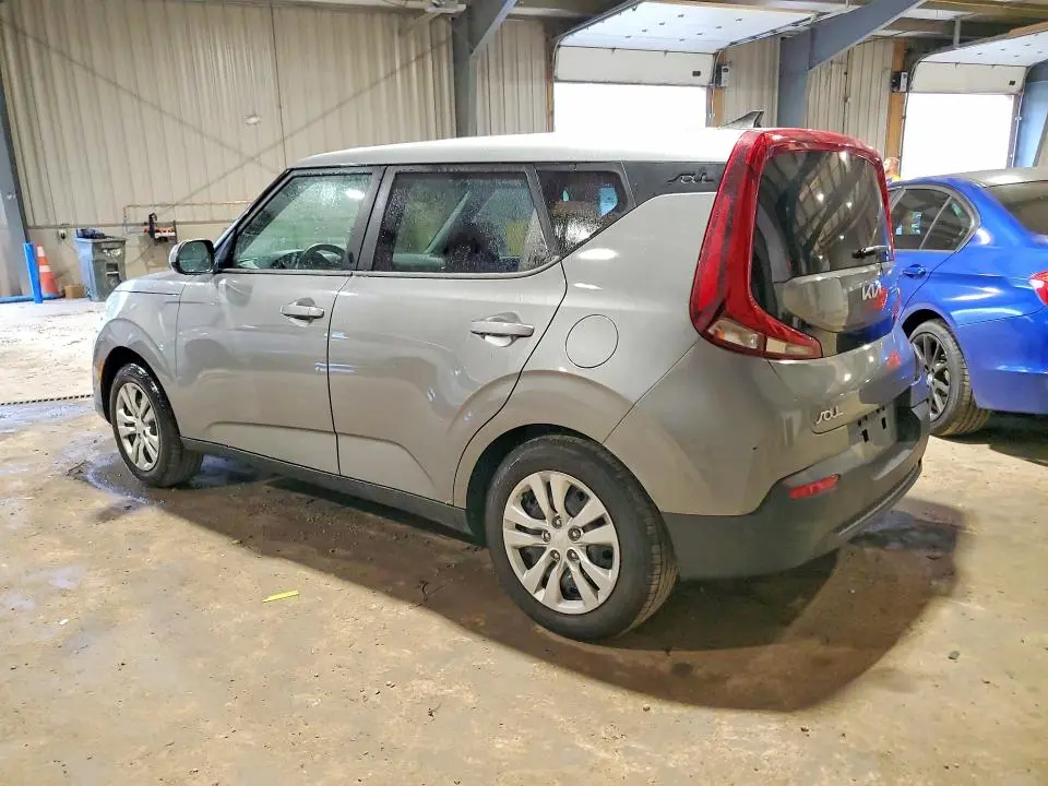 2022 KIA SOUL LX  