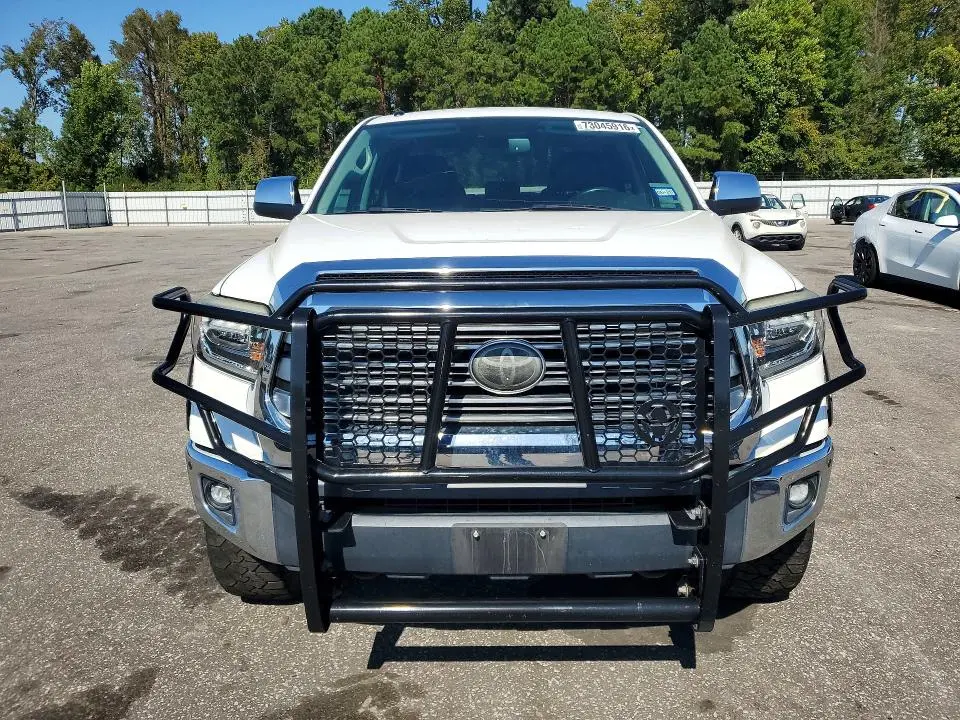 2018 TOYOTA TUNDRA CREWMAX LIMITED  