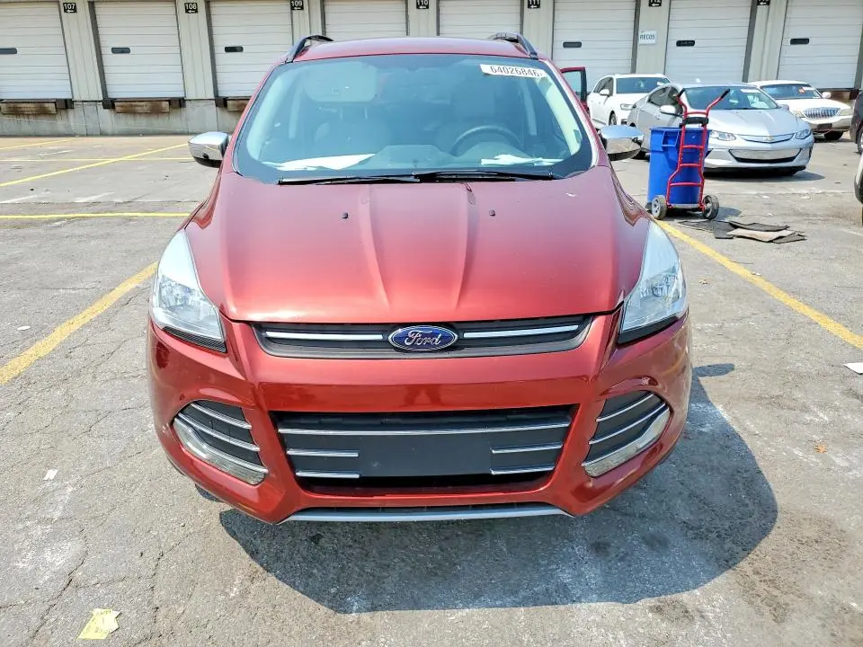 2015 FORD ESCAPE SE  