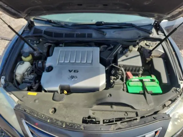 2010 TOYOTA CAMRY LE V6  