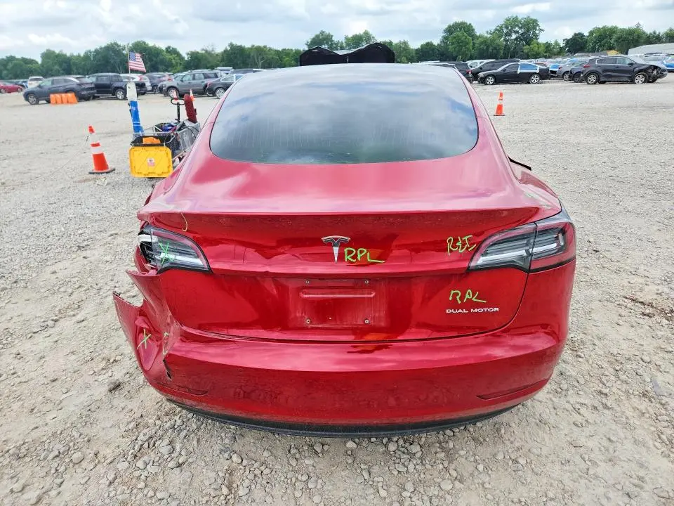2018 TESLA MODEL 3   