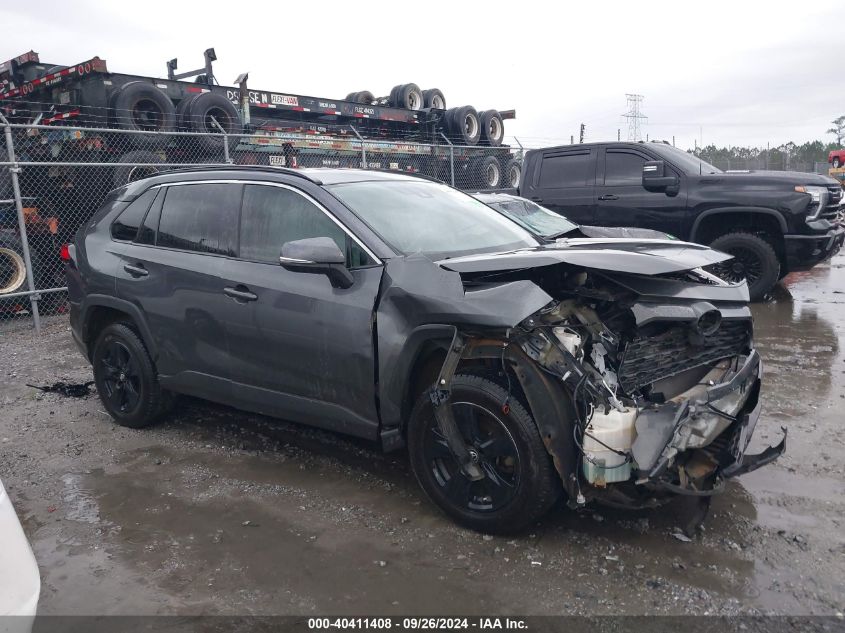 2020 TOYOTA RAV4 XLE