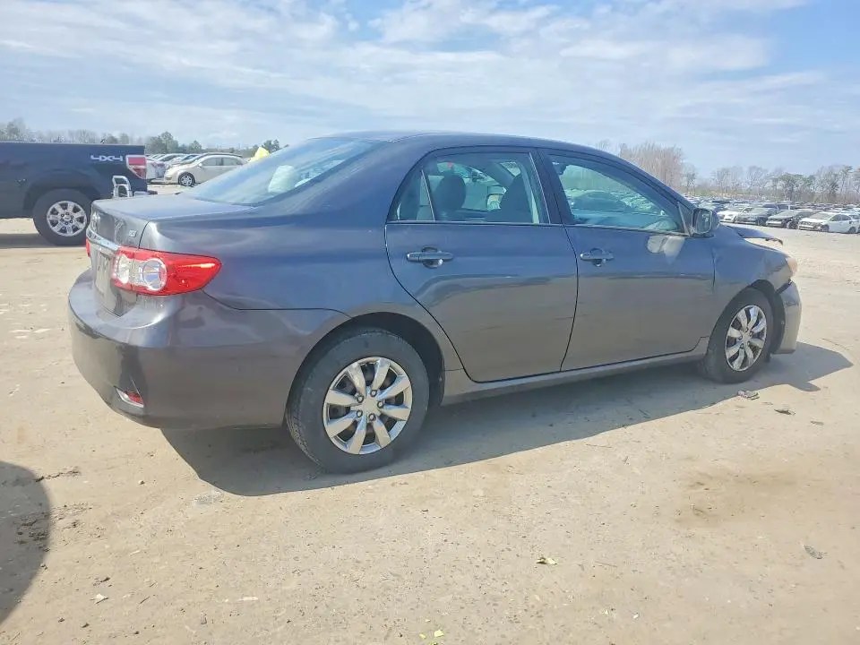 2011 TOYOTA COROLLA LE  