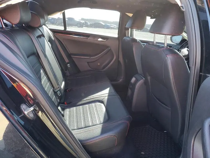 2017 VOLKSWAGEN JETTA GLI  