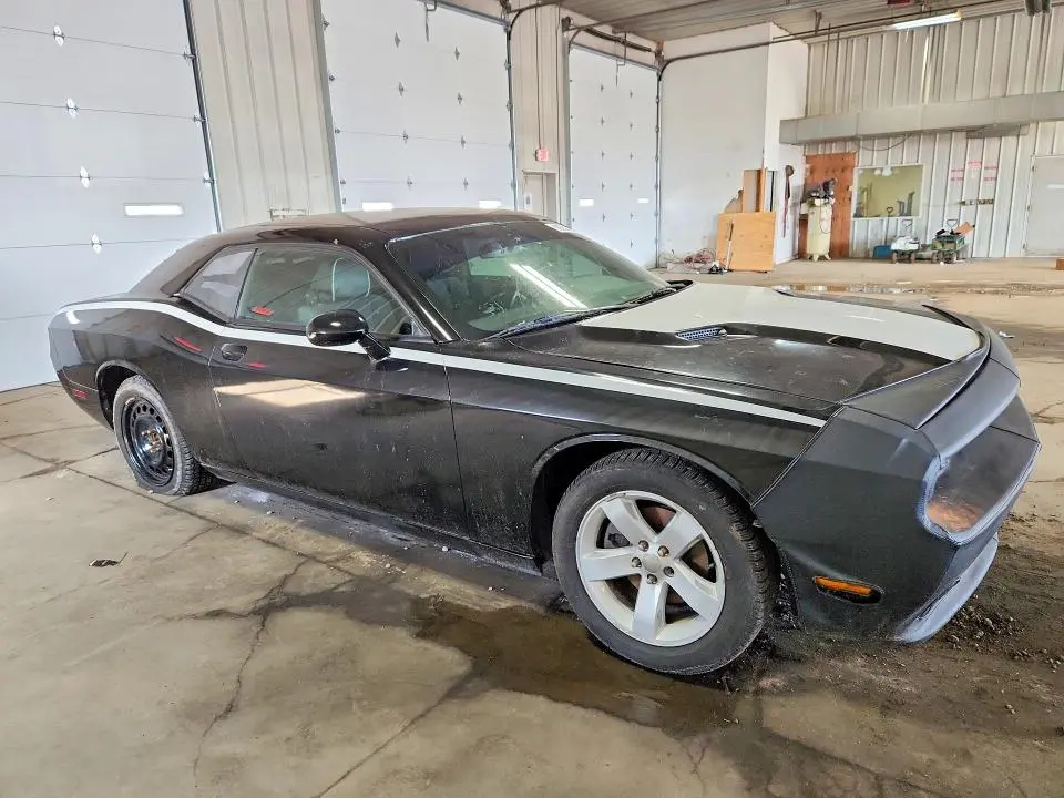 2012 DODGE CHALLENGER SXT  