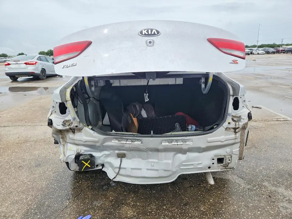 2020 KIA RIO S  