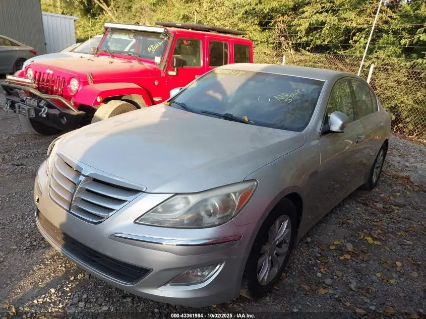 2013 HYUNDAI GENESIS 3.8