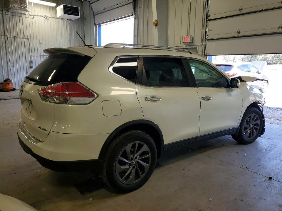 2016 NISSAN ROGUE SL  