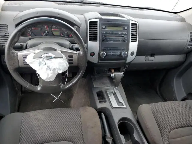 2011 NISSAN FRONTIER SV  