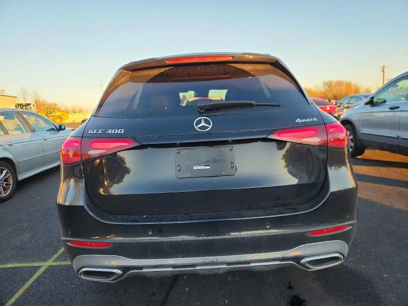 2023 MERCEDES-BENZ GLC 300 4MATIC  