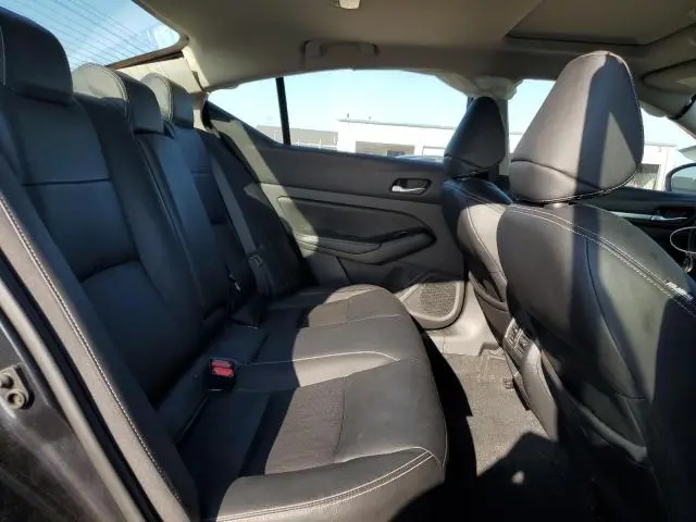 2021 NISSAN ALTIMA SL  