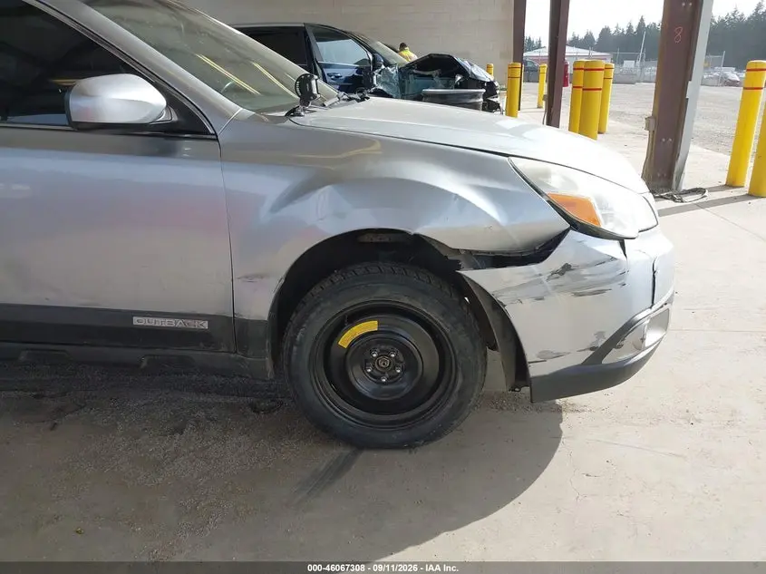 2012 SUBARU OUTBACK 2.5I PREMIUM