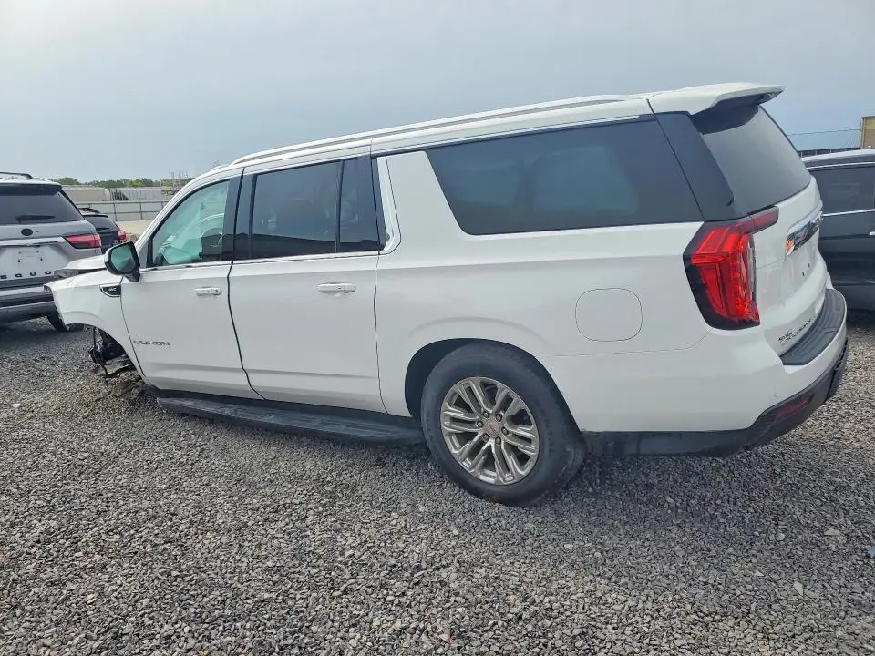 2022 GMC YUKON XL K1500 SLE  