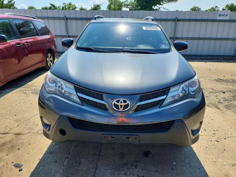 2013 TOYOTA RAV4 LE  