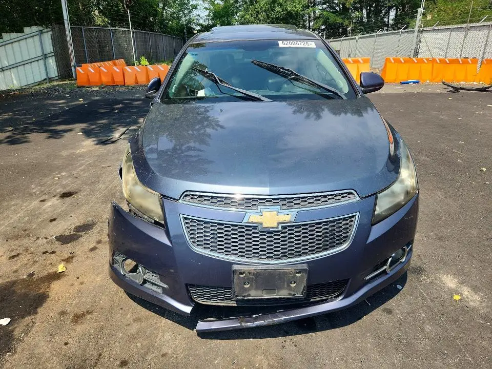 2013 CHEVROLET CRUZE LT  