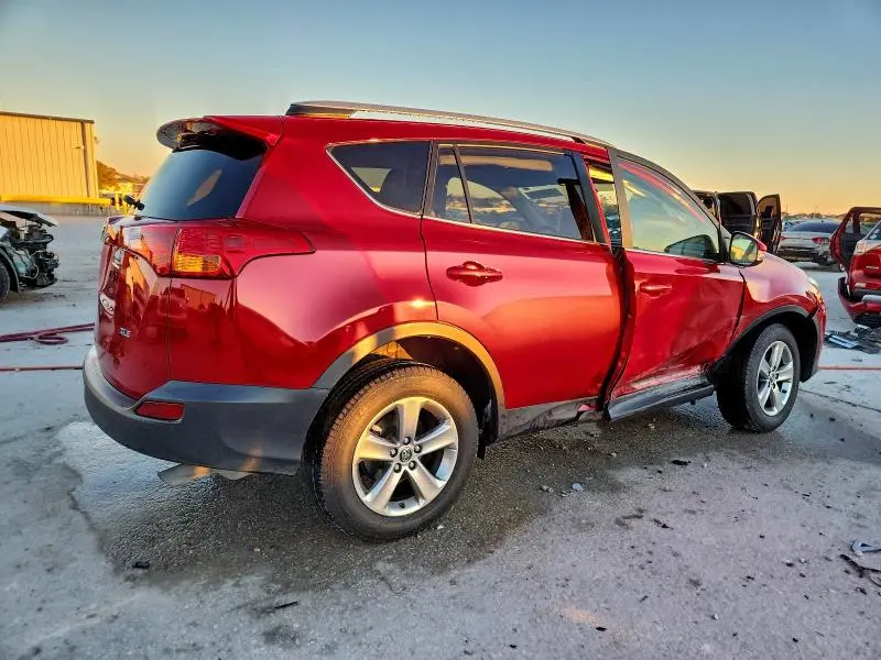 2015 TOYOTA RAV4 XLE  