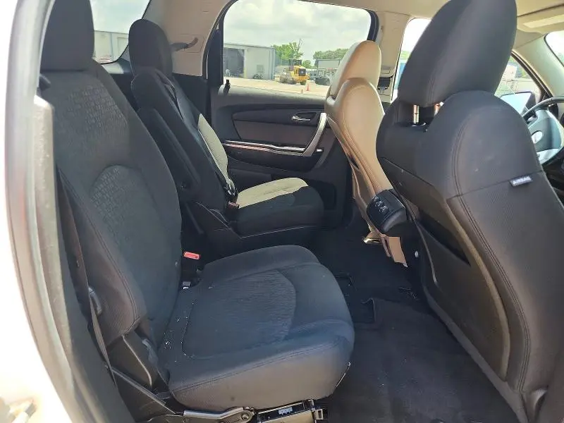 2011 GMC ACADIA SLE  