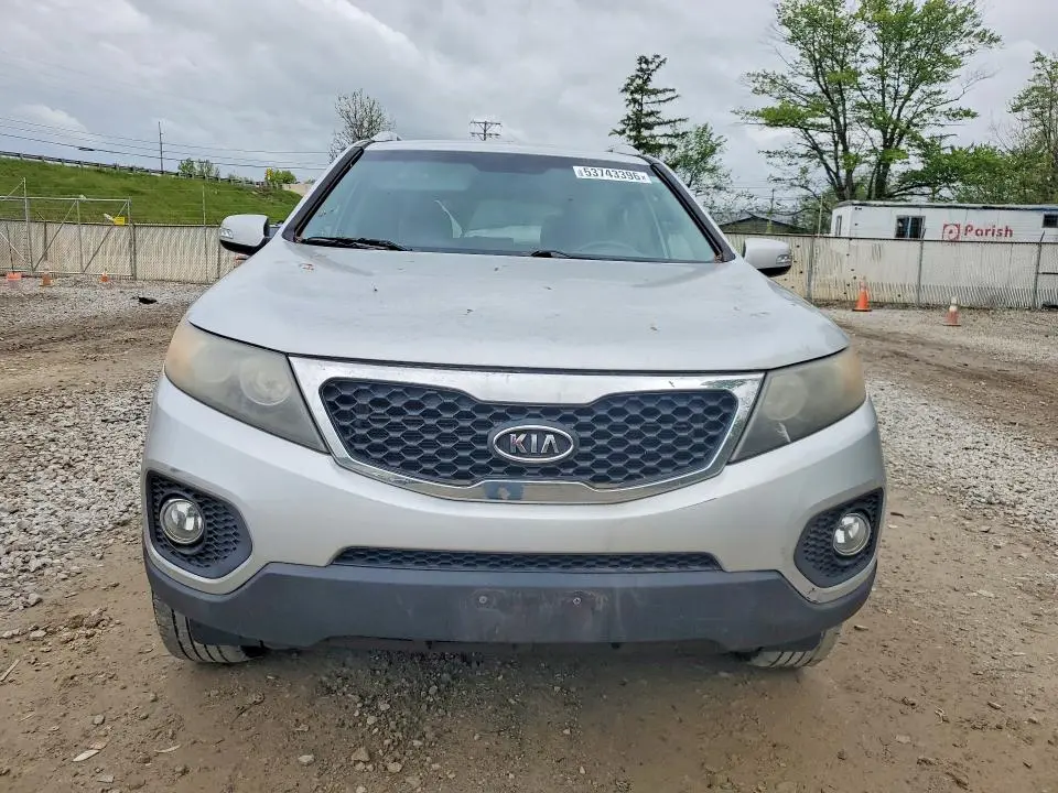 2011 KIA SORENTO LX  