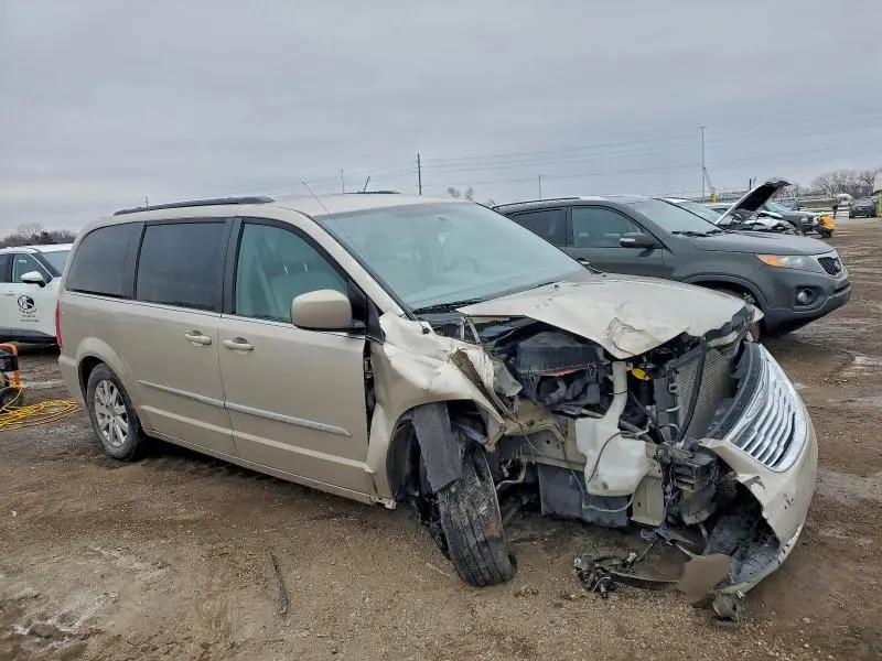2013 CHRYSLER TOWN & COUNTRY TOURING  