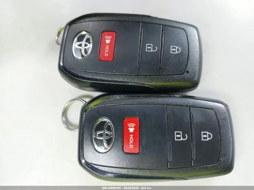 2023 TOYOTA COROLLA XSE