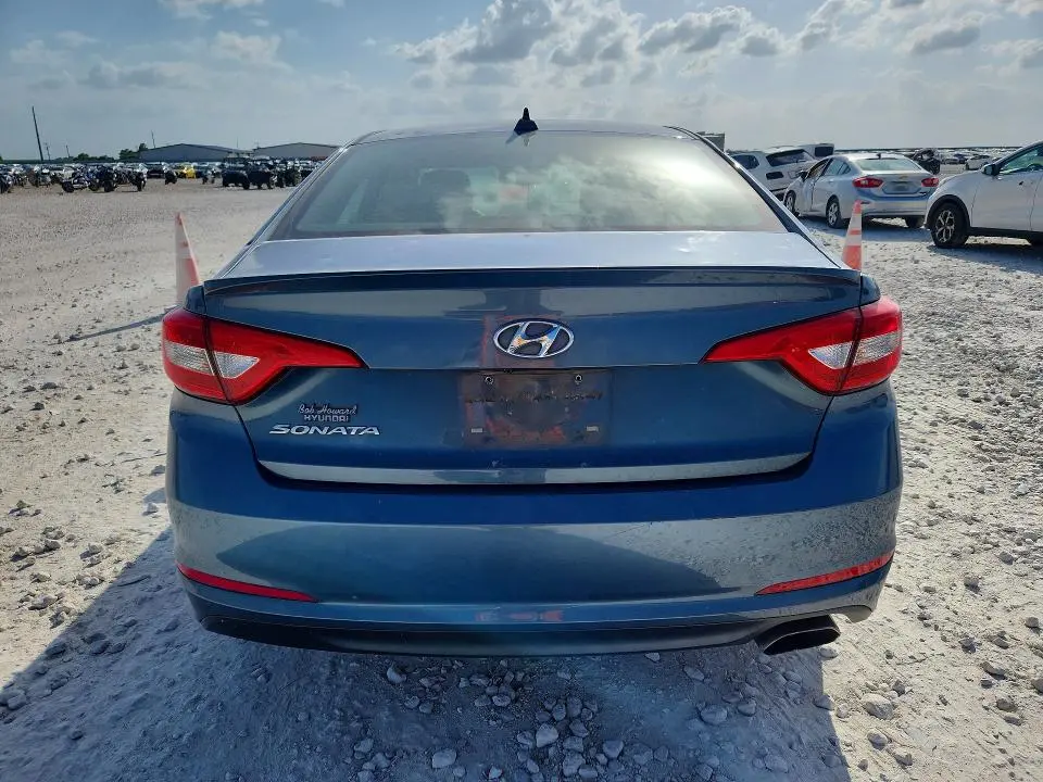 2017 HYUNDAI SONATA SE  