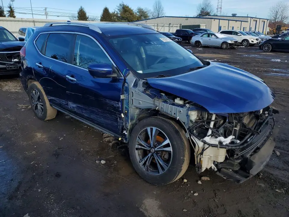 2018 NISSAN ROGUE SL  