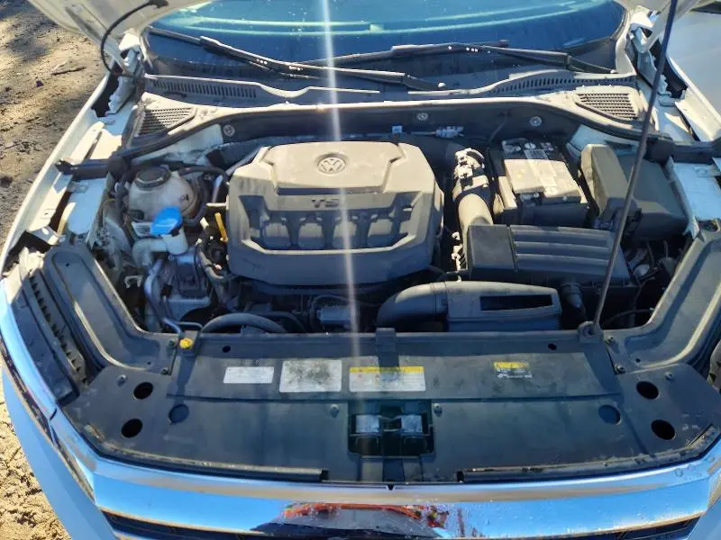2021 VOLKSWAGEN PASSAT SE  