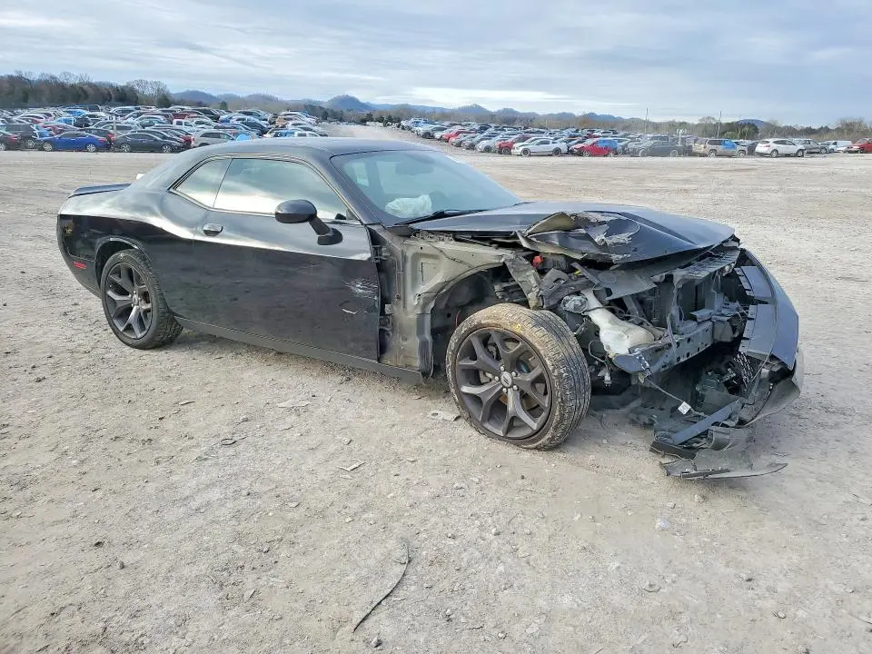 2017 DODGE CHALLENGER SXT  