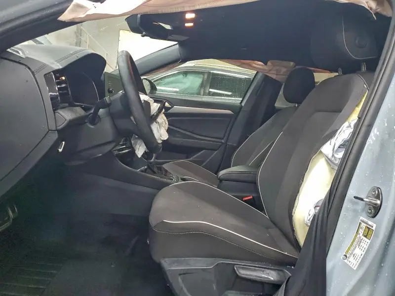 2025 VOLKSWAGEN JETTA SPORT  