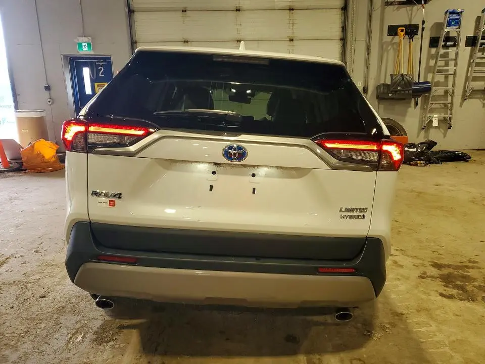 2024 TOYOTA RAV 4   