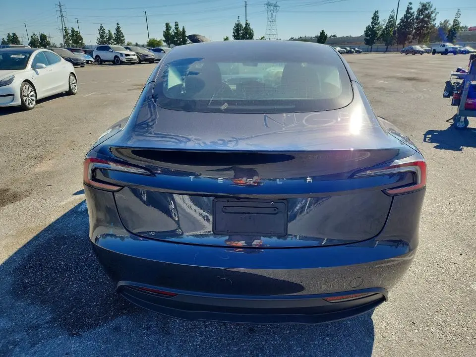 2024 TESLA MODEL 3   