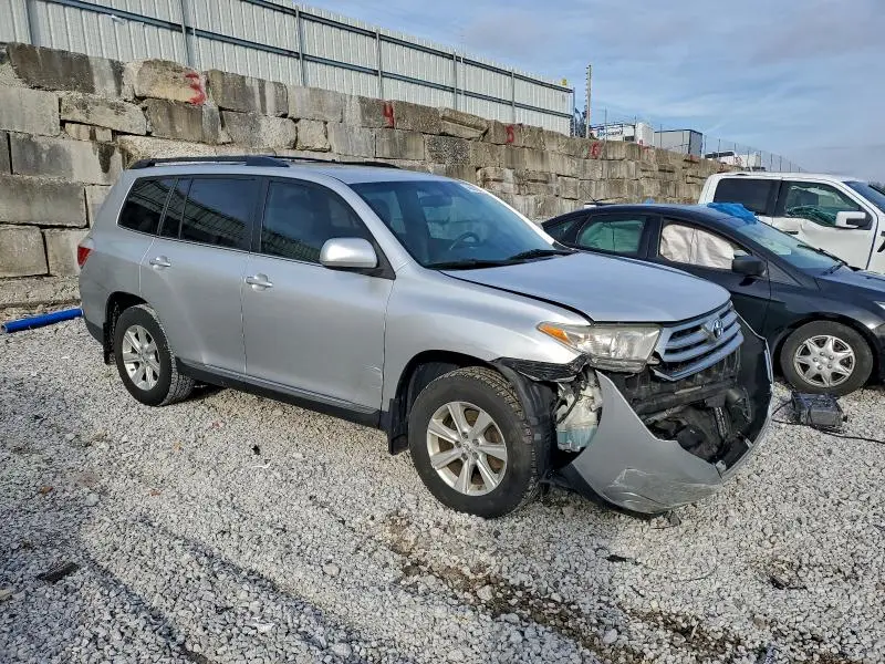 2013 TOYOTA HIGHLANDER BASE  